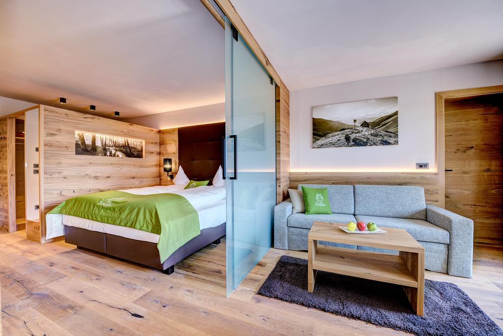 Hotel Saltauserhof Buitenkant foto